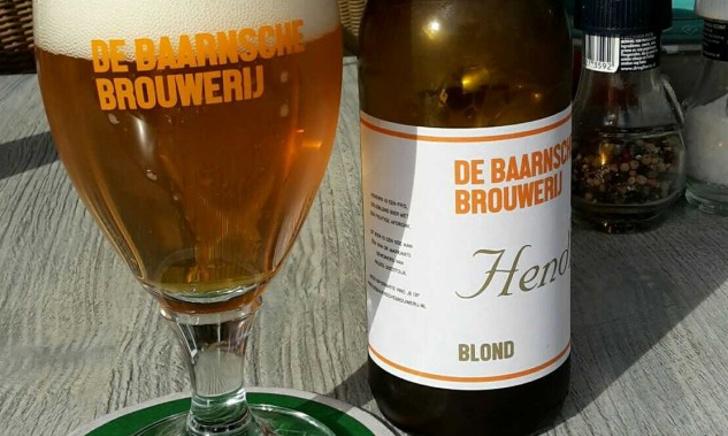Hendrik bier in glas